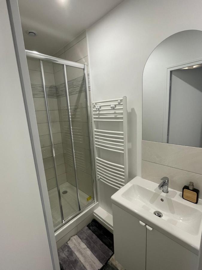 Joli T2, Terrasse Et Jardin, Ideal Pour Familles, A 15 Min De L'Aeroport Roissy Cdg Tremblay-en-France 외부 사진